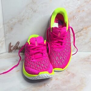 Under Armour Flow Velociti Wind 2 - Rebel Pink